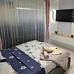 Lux * Скопье