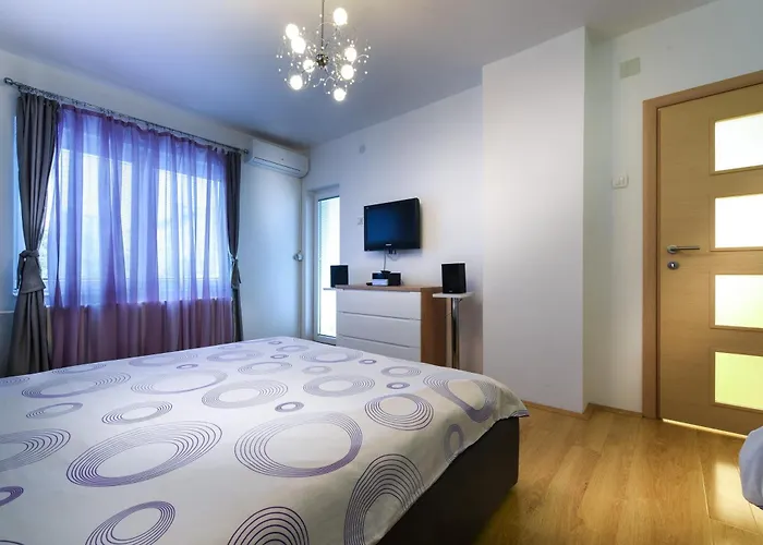 Apartament Lux *